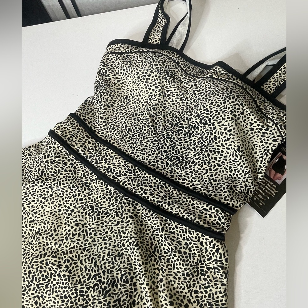 Shore Shapes Black & Cream Swimwear Swimdress one piece Size 8 modest - Picture 3 of 12